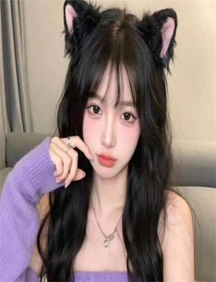 《预言家,请睁眼》导演手法解析：艺术风格与技术特点分析